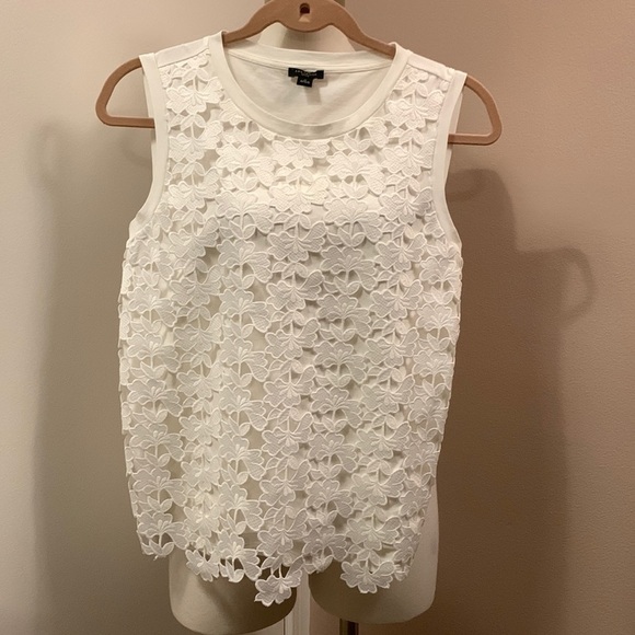 Ann Taylor Tops - Ann Taylor White Floral Applique Tank SP